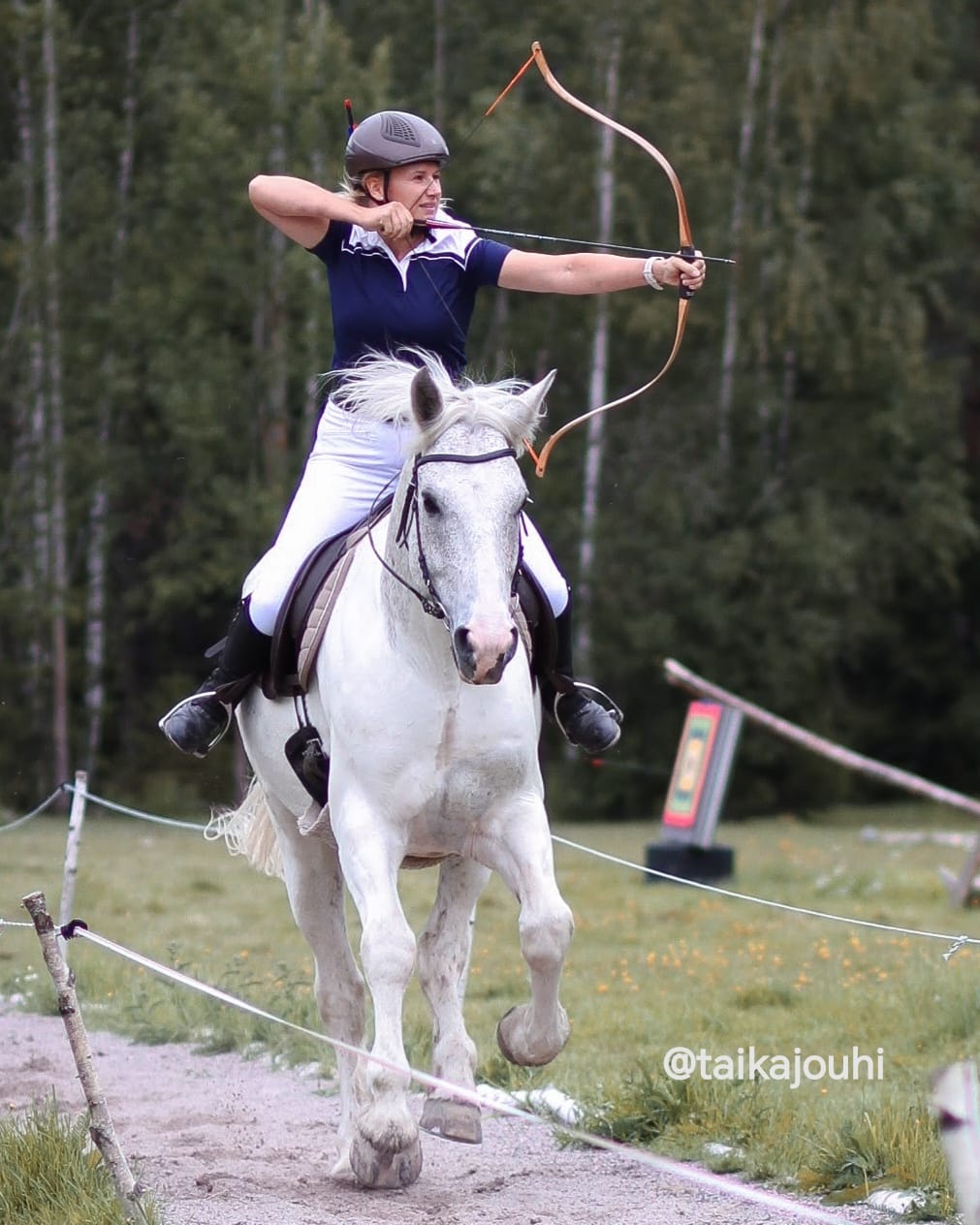 Sara Häkkinen, sihteeri